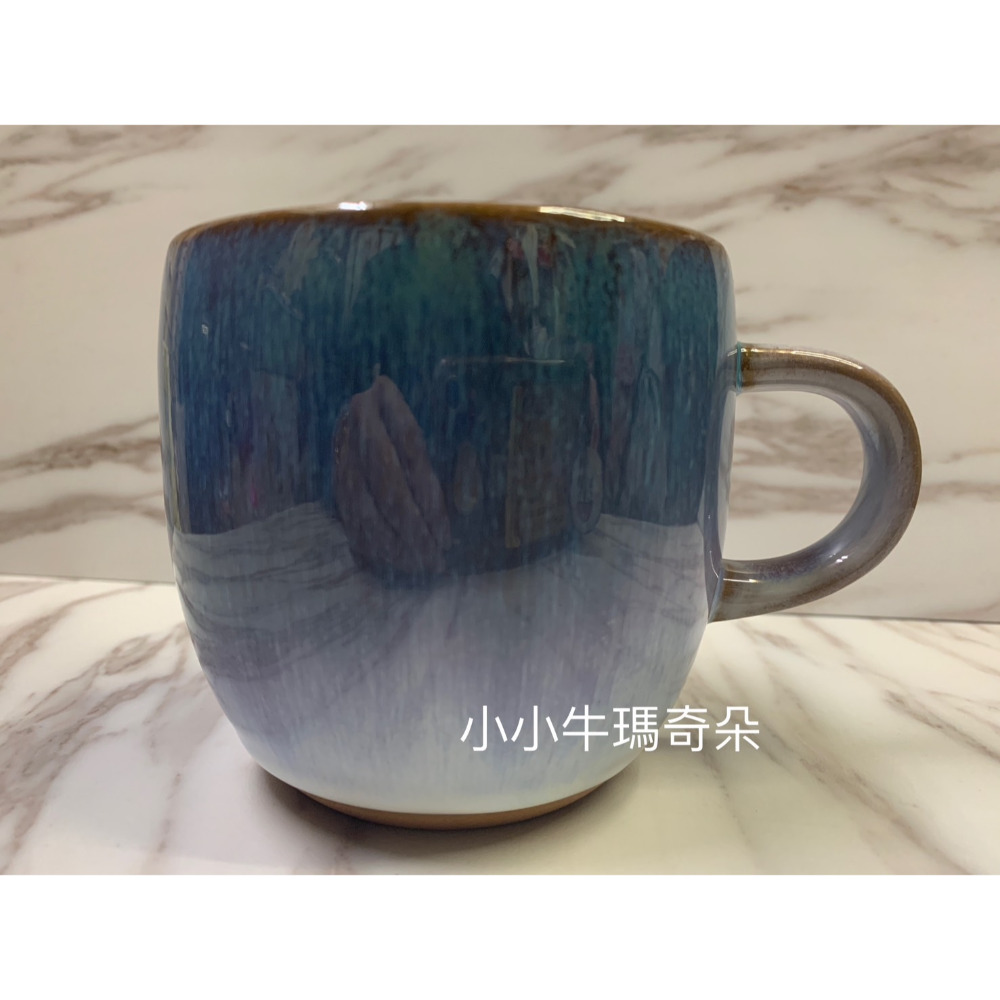 薄藍