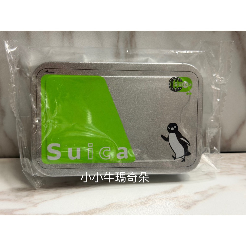 ~小小牛瑪奇朵~日本限定 JR SUICA 西瓜卡企鵝薄荷巧克力紀念鐵盒 托特包  零錢包  磁鐵 伸縮鑰匙圈-細節圖6