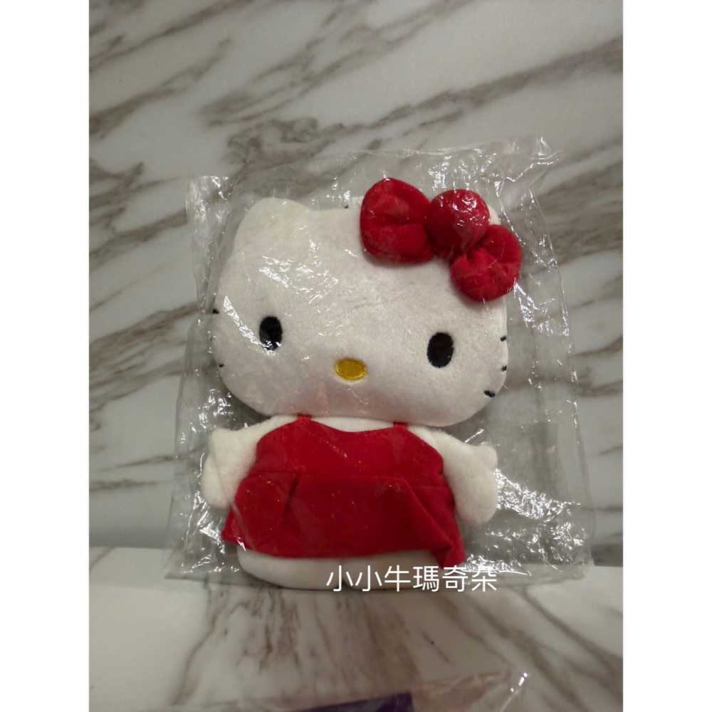 ～小小牛瑪奇朵～and ST TOKYO 原宿限定三麗鷗限定商品 HELLO KITTY凱蒂 吊飾 鯊魚夾 髮飾 襪子-細節圖2