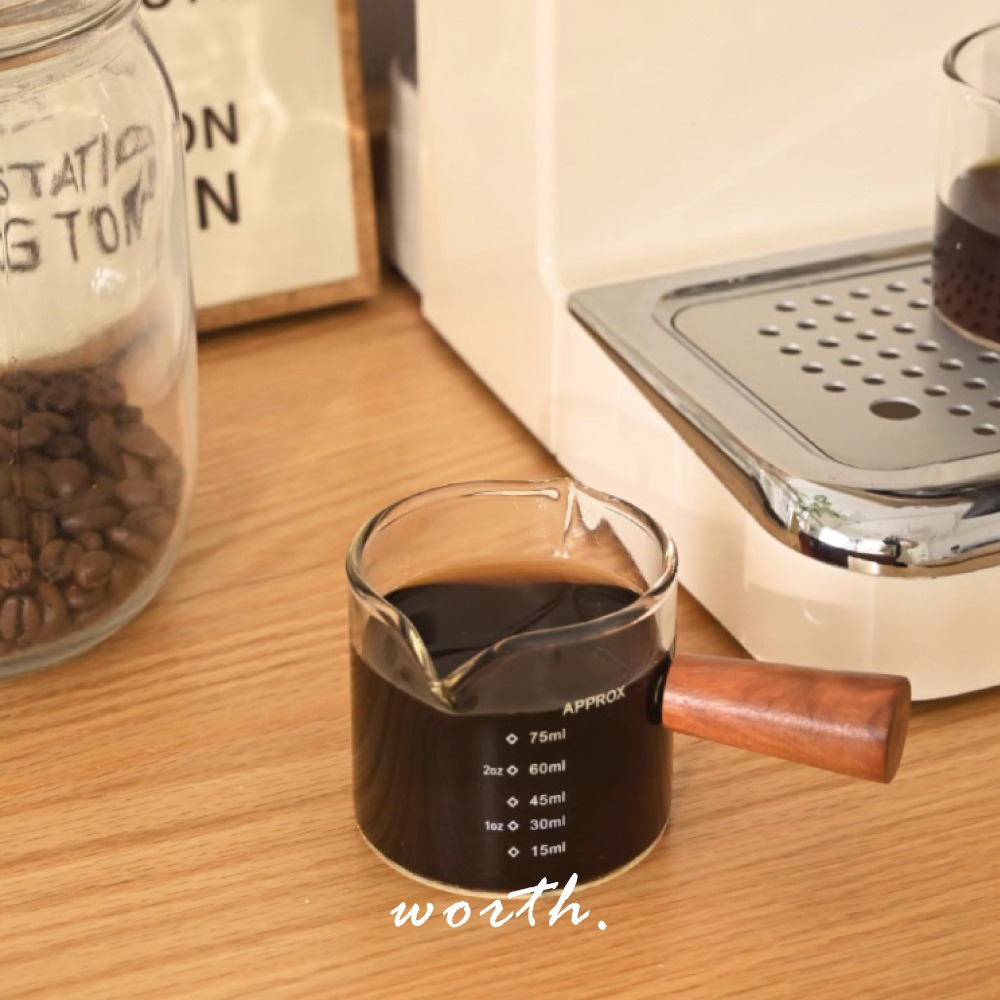 【渥思】玻璃木柄刻度小奶盅 咖啡萃取量杯-細節圖8