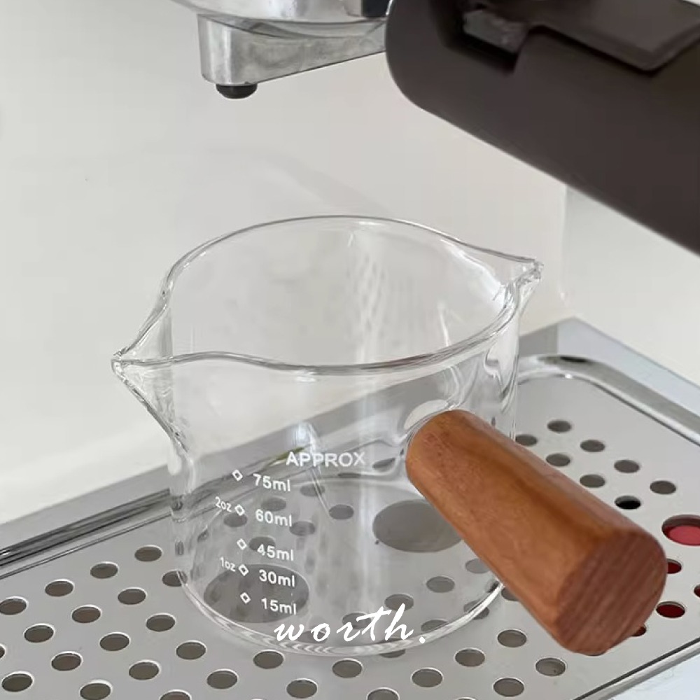【渥思】玻璃木柄刻度小奶盅 咖啡萃取量杯-細節圖10