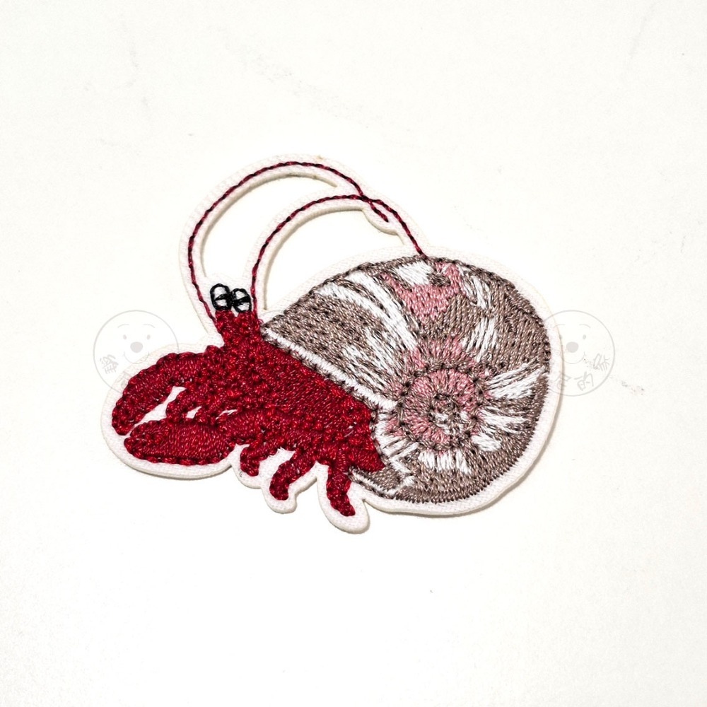 維尼的家 燙布貼 布貼 海洋生物 動物 刺繡 熨燙 自黏 鸚鵡螺 藍鯨 白鯨 熱帶魚 海豚 寄居蟹 蚌 扇貝 小丑魚-規格圖5