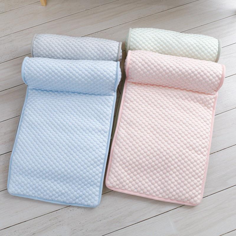 2024夏季新款冰豆豆夏季冰絲涼感寵物墊夏天涼感下巴墊貓咪涼墊狗窩墊子寵物窩墊降溫冰豆豆寵物床-細節圖6