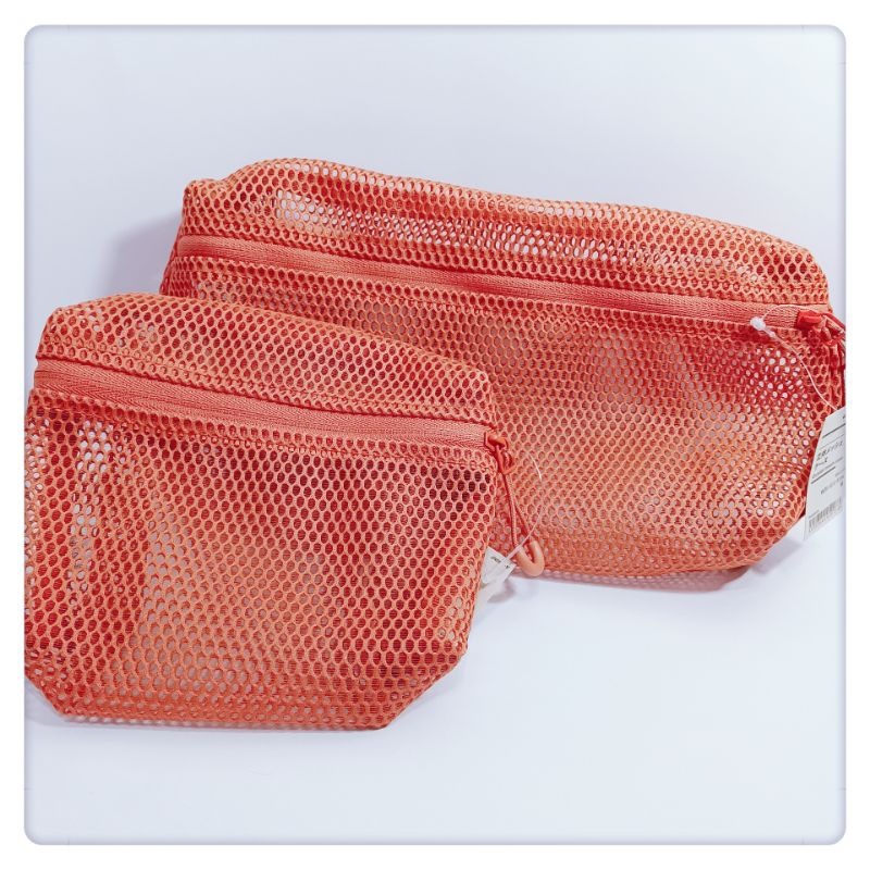 (現貨) 無印良品MUJI 網眼包(M_25*12.5*5) 收納包 滌綸包 網眼袋 收納袋【米猴小舖】-細節圖6