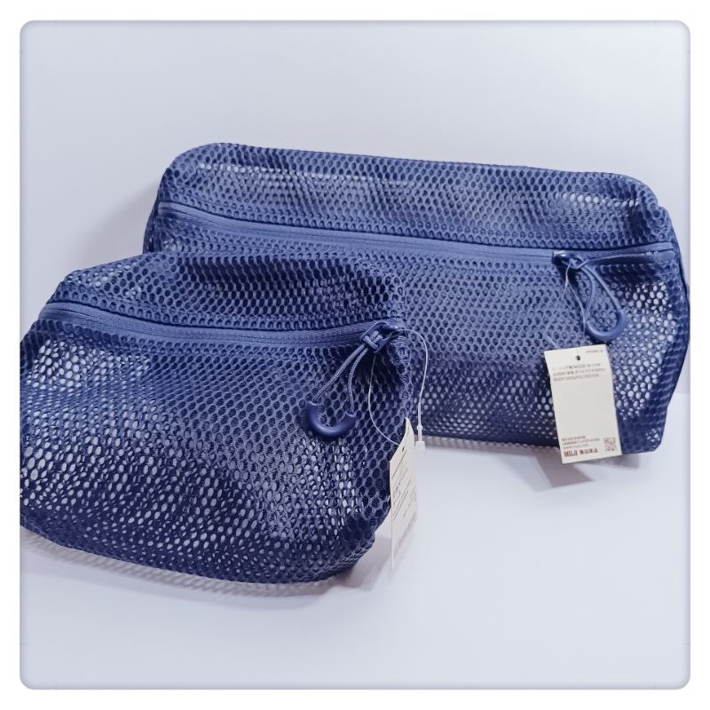 (現貨) 無印良品MUJI 網眼包(M_25*12.5*5) 收納包 滌綸包 網眼袋 收納袋【米猴小舖】-細節圖7