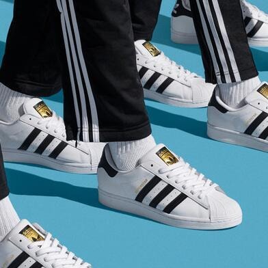 限時特惠❥ Adidas Originals Superstar 板鞋 經典款 貝殼頭 金標 C77124 黑白 情侶鞋
