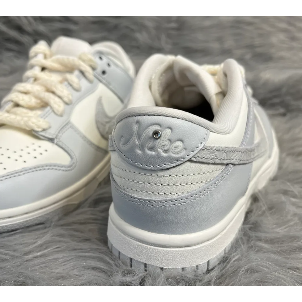 【NIKE】 Dunk Low Needlework Sail Aura 藍灰浮雕 拼接 麻花綁帶-細節圖4