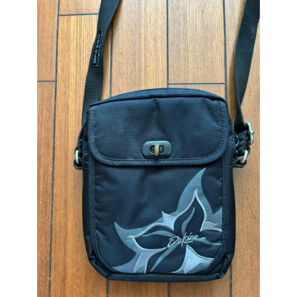二手衝浪大牌Dakine Spree Crossbody Bag Hiking小包-細節圖2