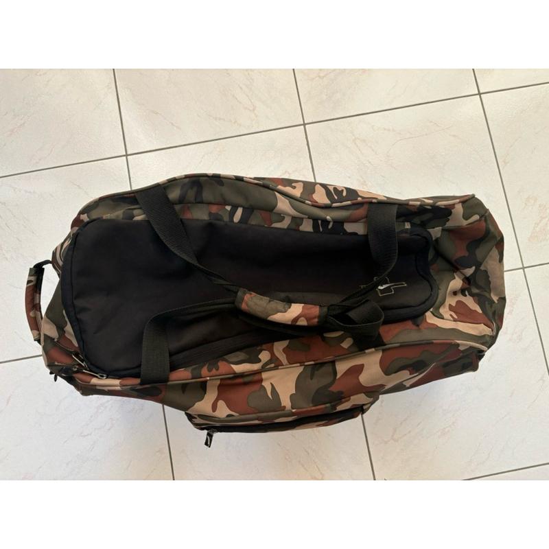 二手衝浪大牌Quiksilver迷彩 dufflebag拉桿行李袋 60L-細節圖3