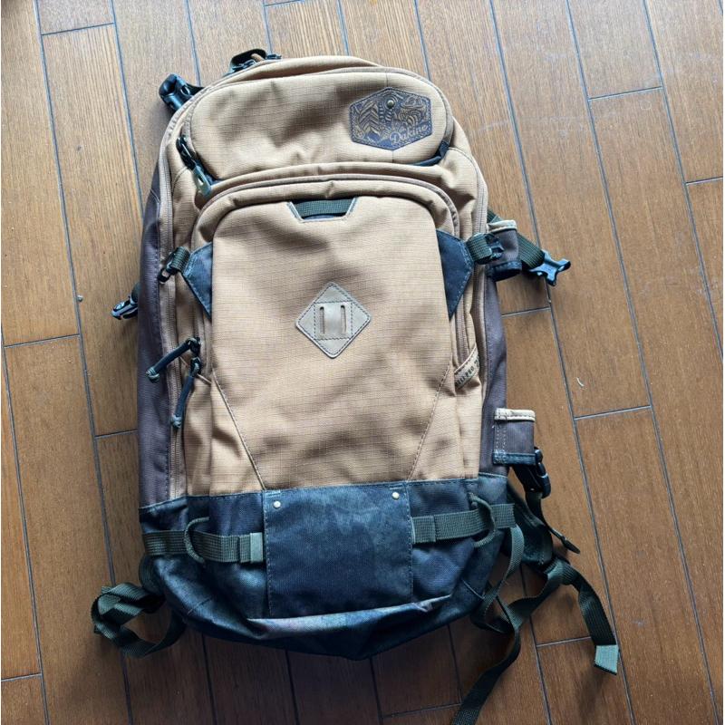 二手Dakine Team Heli Pro 20L Backpack-細節圖4