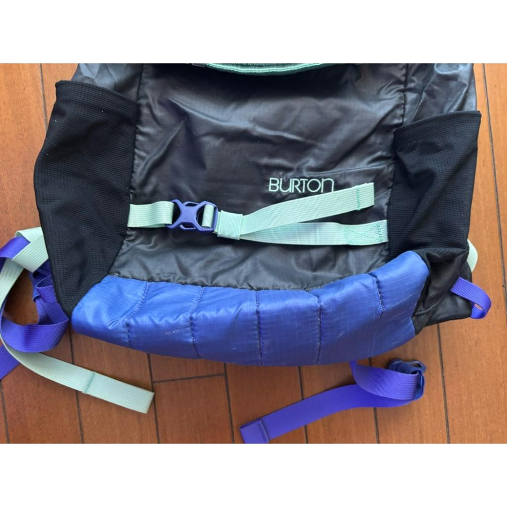二手滑雪大牌Burton Day Hike Woman Backpack 23L後背包-細節圖4