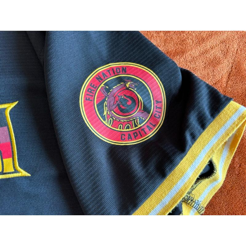 Lunchbox二手Avatar: The Last Airbender Fire Nation降世神通棒球球衣SZ L-細節圖3