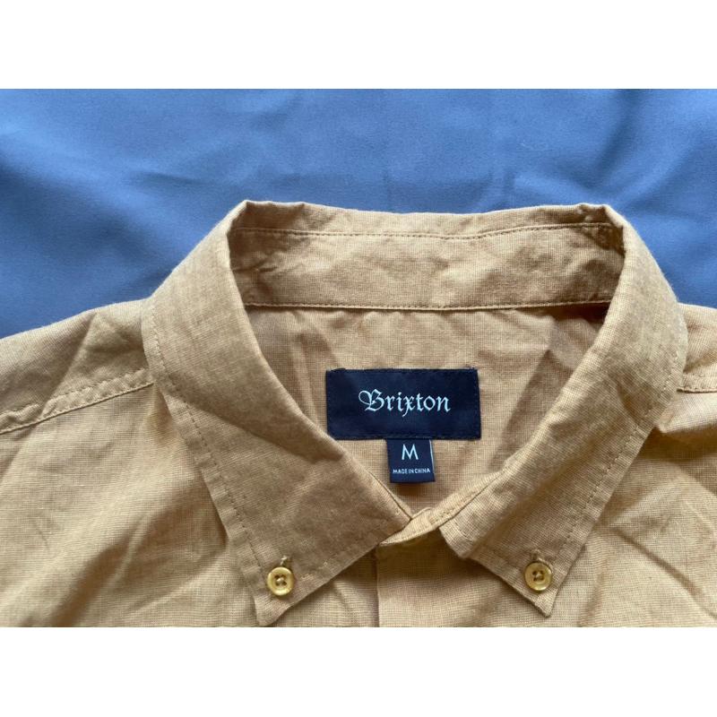 【P4】二手滑板大牌Brixton薄土黃色素面襯衫 SZ M-細節圖3