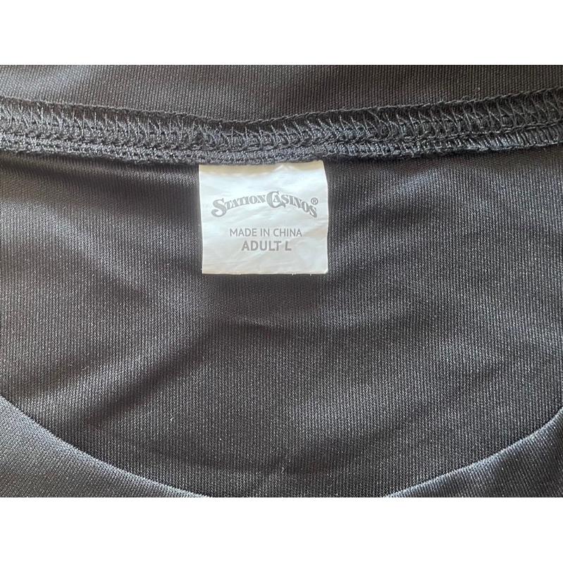 【C3】全新NHL Vegas Golden Knights運動薄長T SZ L-細節圖2