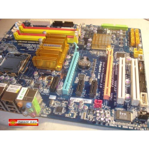 技嘉 GA-EP45-DS3 775腳位 Intel P45晶片 6組SATA 4組DDR2 動態節能器 全固態電容