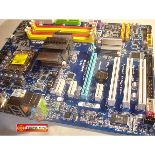 技嘉 GA-EP45-UD3 775腳位 Intel P45 晶片組 4組DDR2 8組SATA 2盎司純銅 超耐久