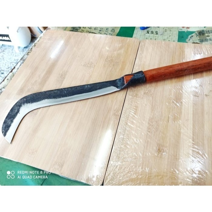 03一支手工打台灣製除草鐮80年老師傅專業3道日本三合包鋼青鋼手工專案開鋒磨利專業8兩真正傳統手工打鐵保證水里菜刀王-細節圖4