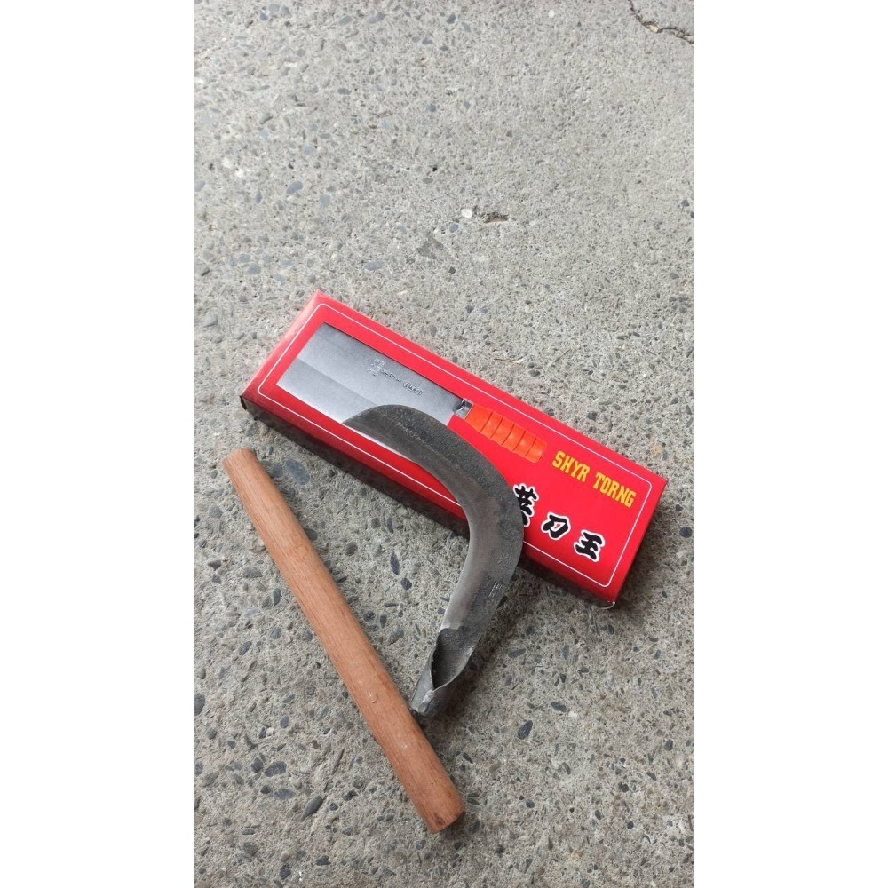 03 超值舊式手打刀 真正山上的好刀 水里割鐮彎格刀 很輕很利很耐用 最超值歐草格除草刀埔里鐮刀水里鐮刀-細節圖4