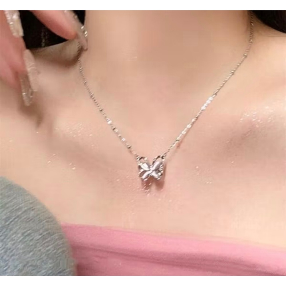 草莓蝴蝶項鍊-細節圖3