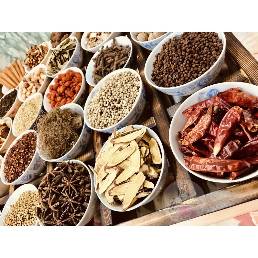 香料 香辛料 花椒 羅勒葉  八角 丁香 豆蔻 香果 綠胡椒  綠荳蔻 檸檬葉 魔鬼椒 大紅袍 千里香 第一頁Part1-細節圖2