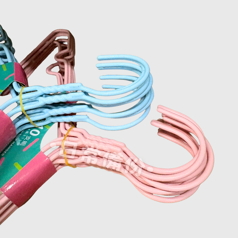 亮新乾濕兩用防落衣架 10入 凹槽設計 防滑設計 衣架 防滑衣架 衣帽架 掛衣架 衣服收納 吊衣架 收納衣服 曬衣服-細節圖5