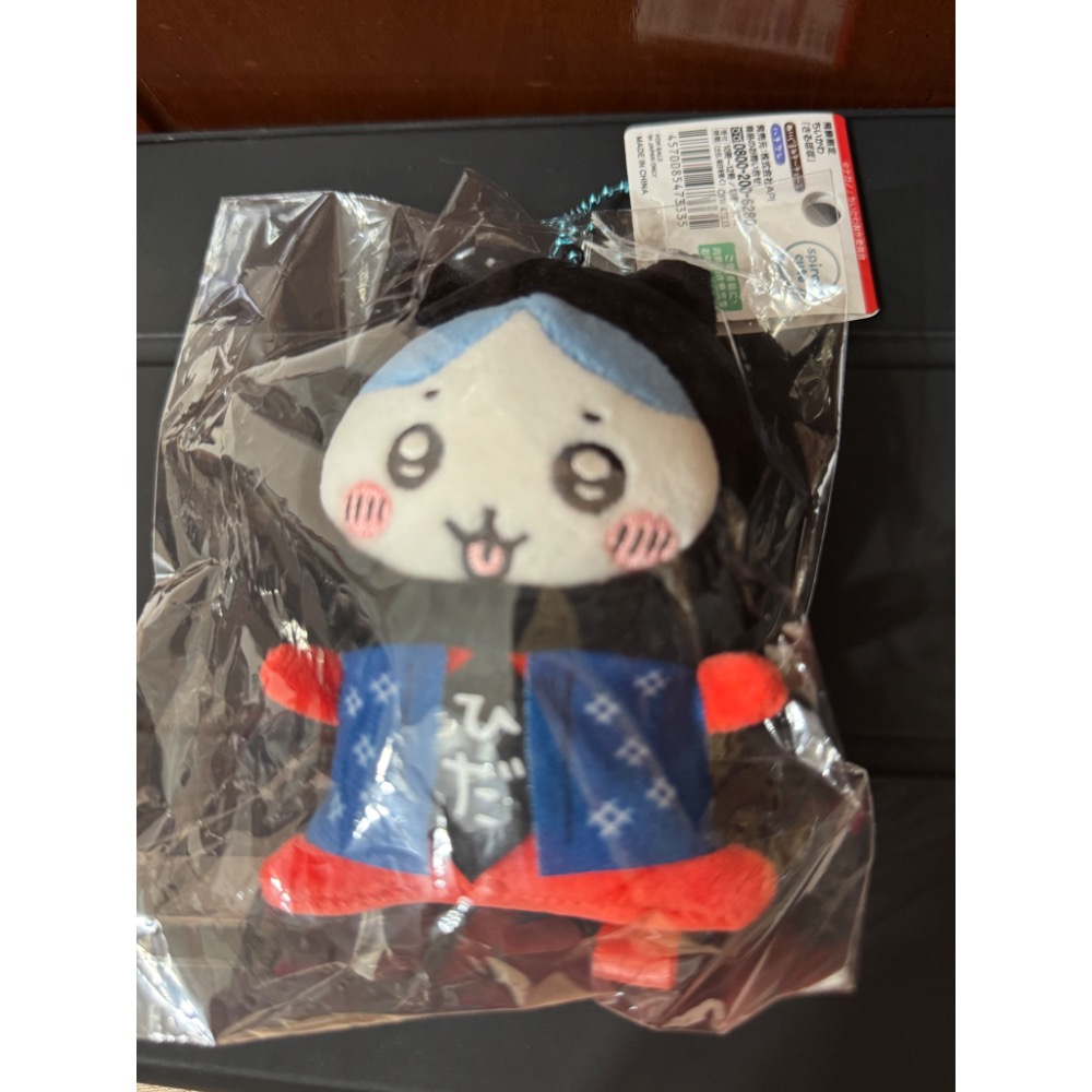日本正版ちいかわ飛驒限定小八 さるぼぼ-細節圖2