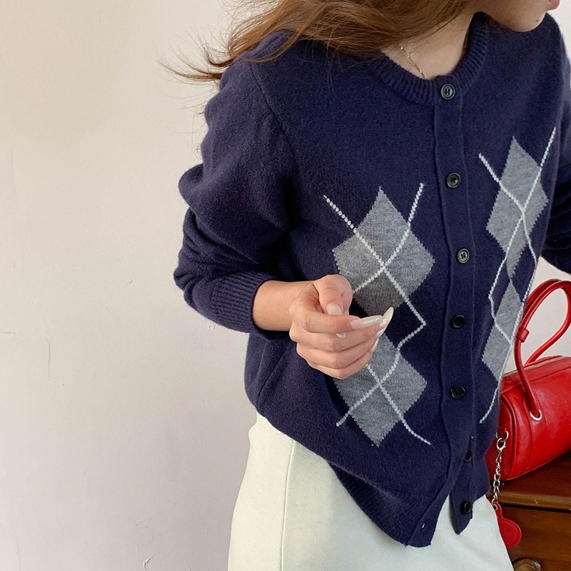 學院風氣息 撞色菱格針織衫-細節圖3