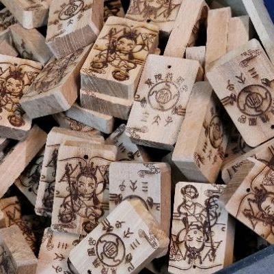 宗教掛牌雙面雕刻(可客製化)_木質雷雕-細節圖4