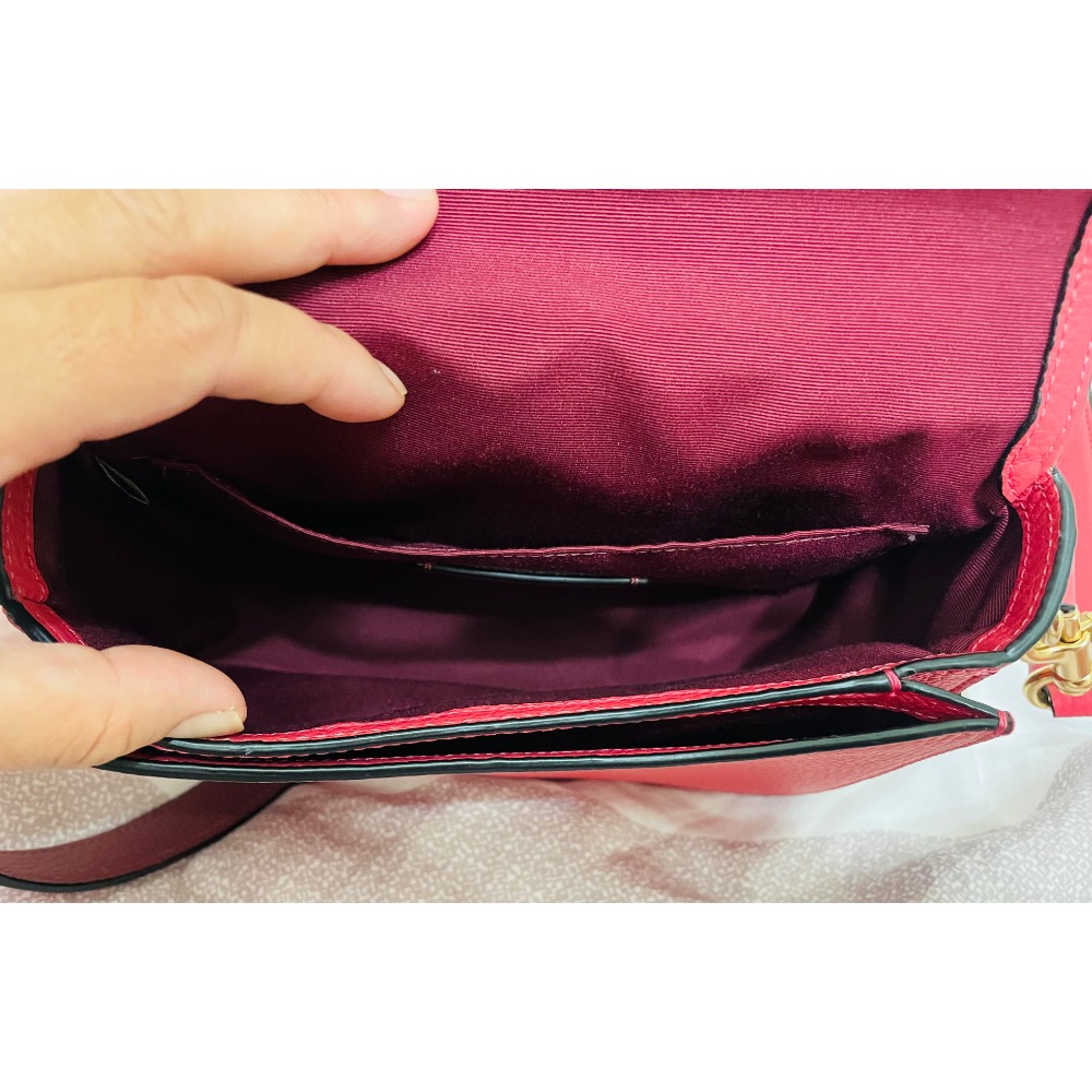 coach經典荔枝皮革馬鞍包桃紅色-細節圖5