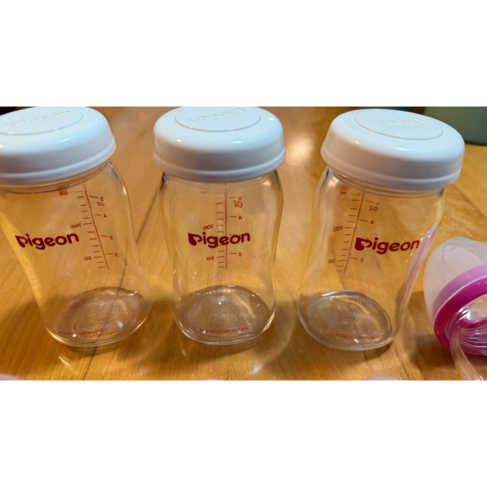 缺口奶嘴4個 圓形1個 紫色2個 奶瓶4個兩種蓋子-細節圖6