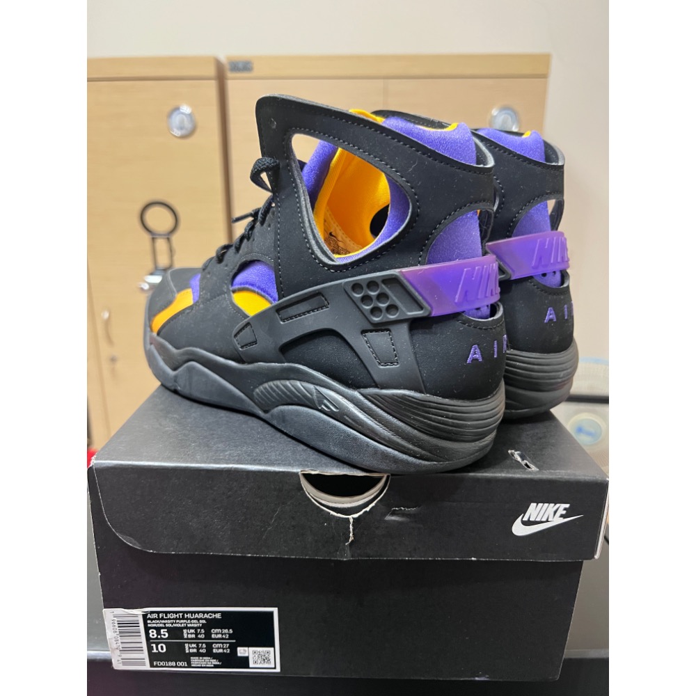 【極新二手】Nike Air Flight Huarache 湖人客場 FD0188-001 US8.5 復古籃球鞋-細節圖5