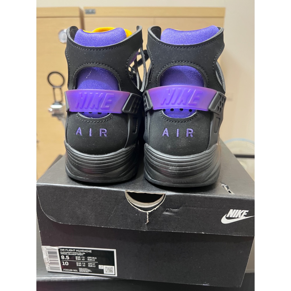 【極新二手】Nike Air Flight Huarache 湖人客場 FD0188-001 US8.5 復古籃球鞋-細節圖6