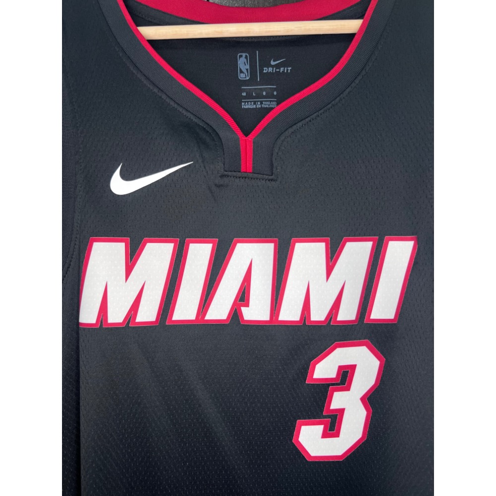 【全新台灣公司貨】Nike NBA 熱火隊 Dwyane Wade #3 Swingman 球衣 L號 經典黑衫-細節圖2