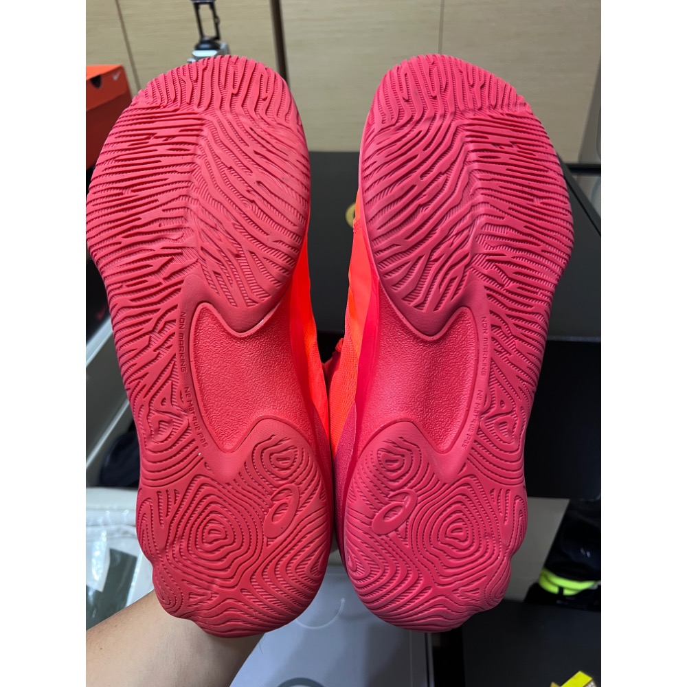 【緩震仍無敵】ASICS Nova Surge 東京奧運 US11.5 實戰練習鞋 反映鞋況甜價-細節圖9
