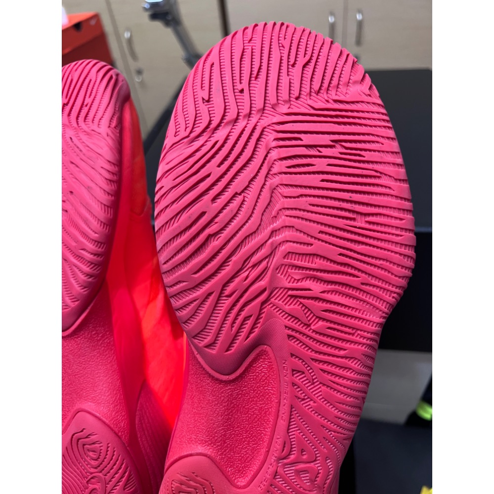 【緩震仍無敵】ASICS Nova Surge 東京奧運 US11.5 實戰練習鞋 反映鞋況甜價-細節圖10