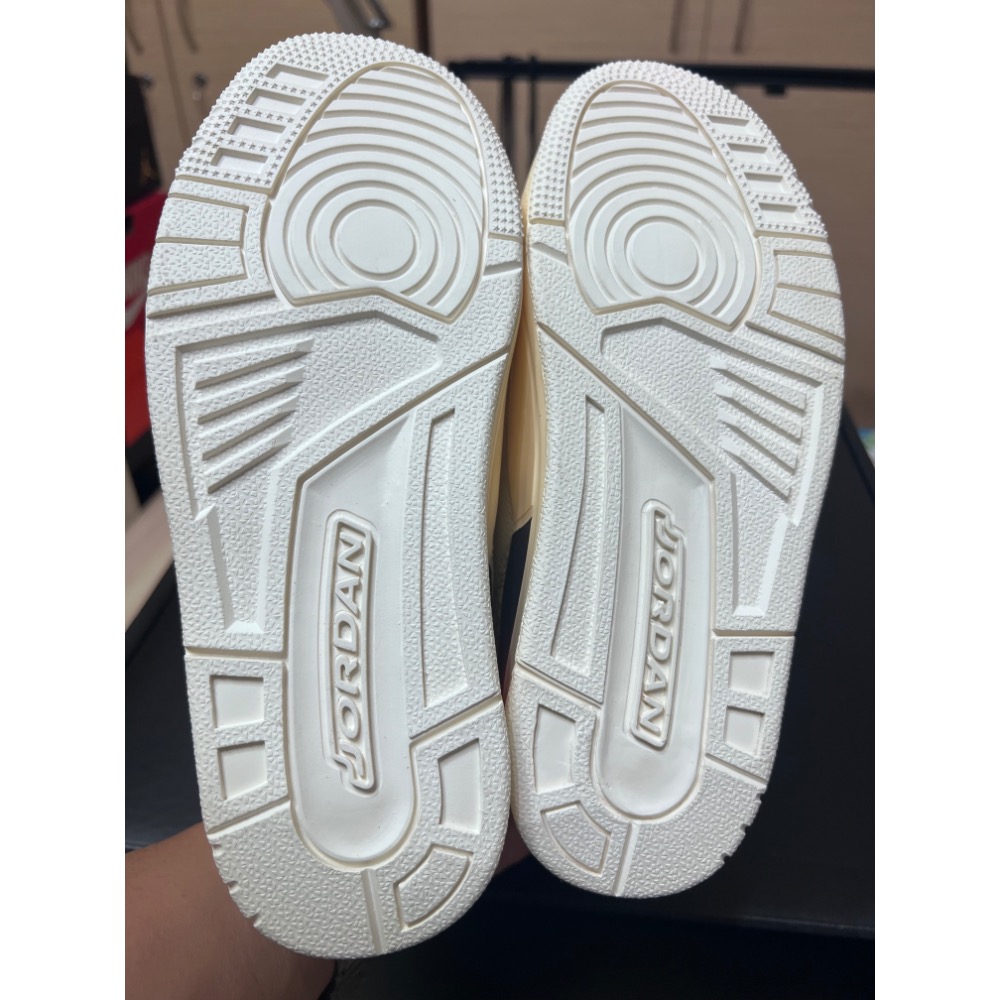 【全新現貨】J Balvin x Jordan 3 聯名童鞋 3Y 夕陽漸層 麥德林笑臉-細節圖10