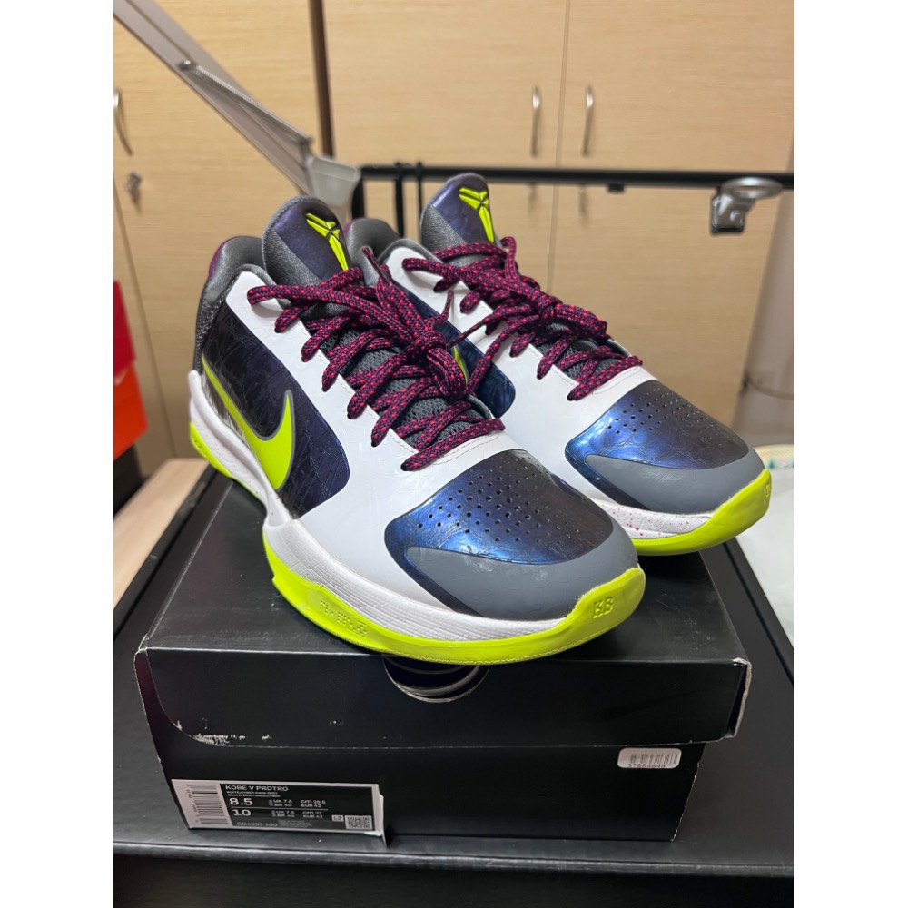 【二手實戰】Nike Kobe 5 Protro Chaos 小丑 US8.5 經典混亂配色 聖誕大戰-細節圖2