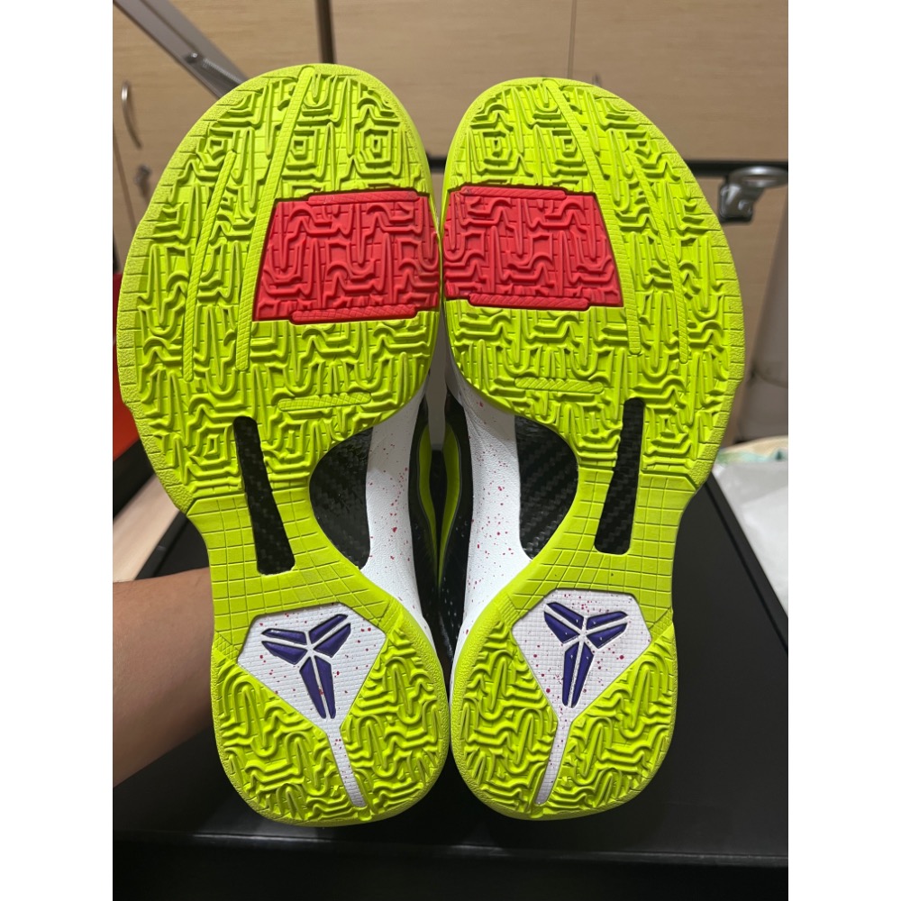 【二手實戰】Nike Kobe 5 Protro Chaos 小丑 US8.5 經典混亂配色 聖誕大戰-細節圖9