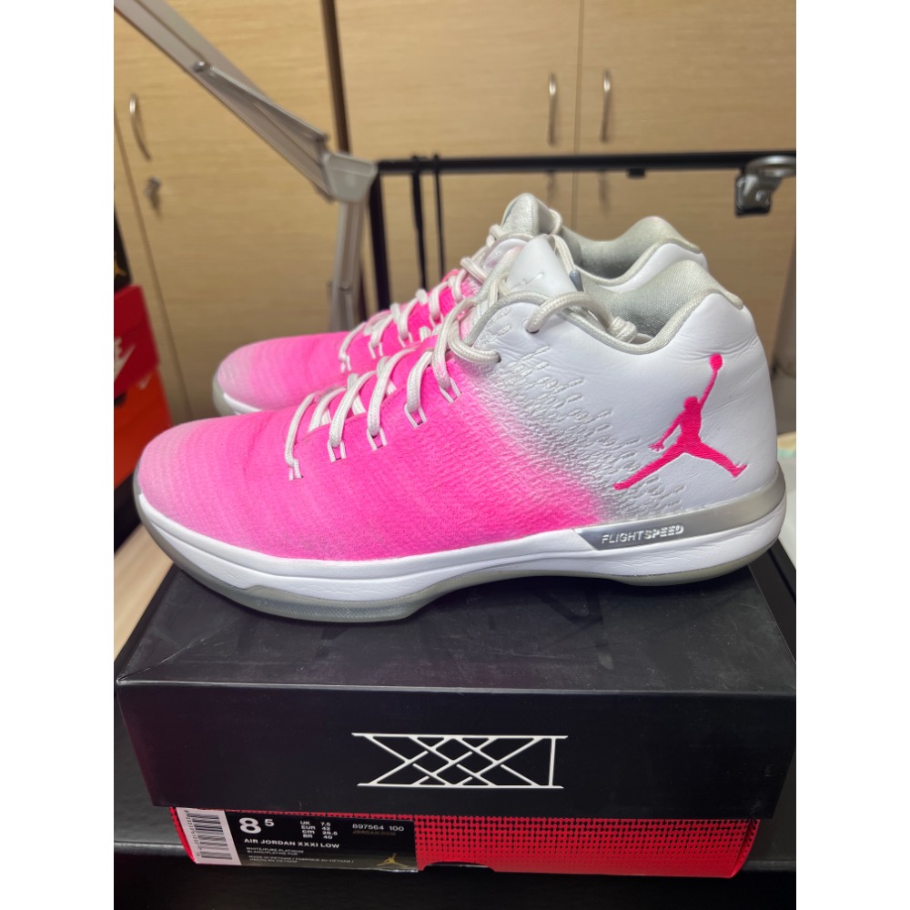 【UNDDSK】Air Jordan 31 Low 客製 Kay Yow 風格 US8.5 致敬乳癌防治配色-細節圖3