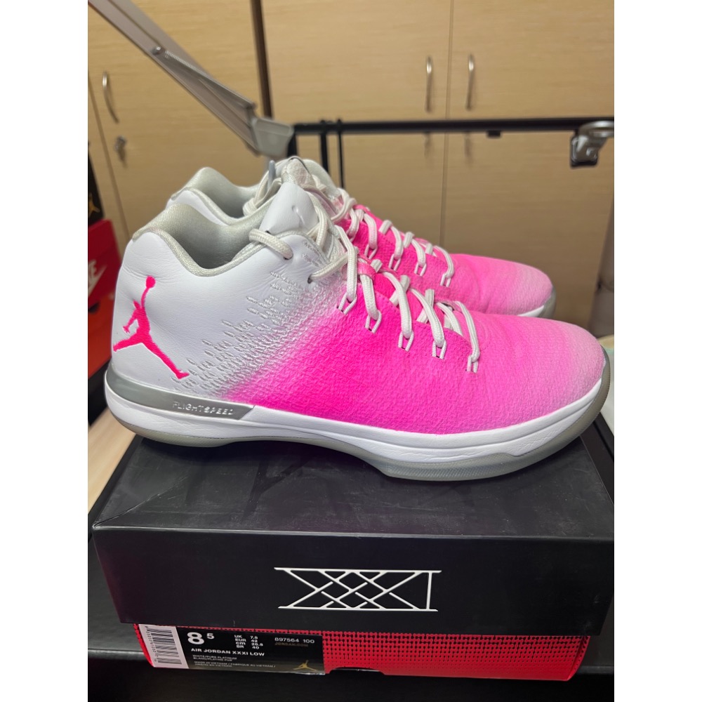 【UNDDSK】Air Jordan 31 Low 客製 Kay Yow 風格 US8.5 致敬乳癌防治配色-細節圖7