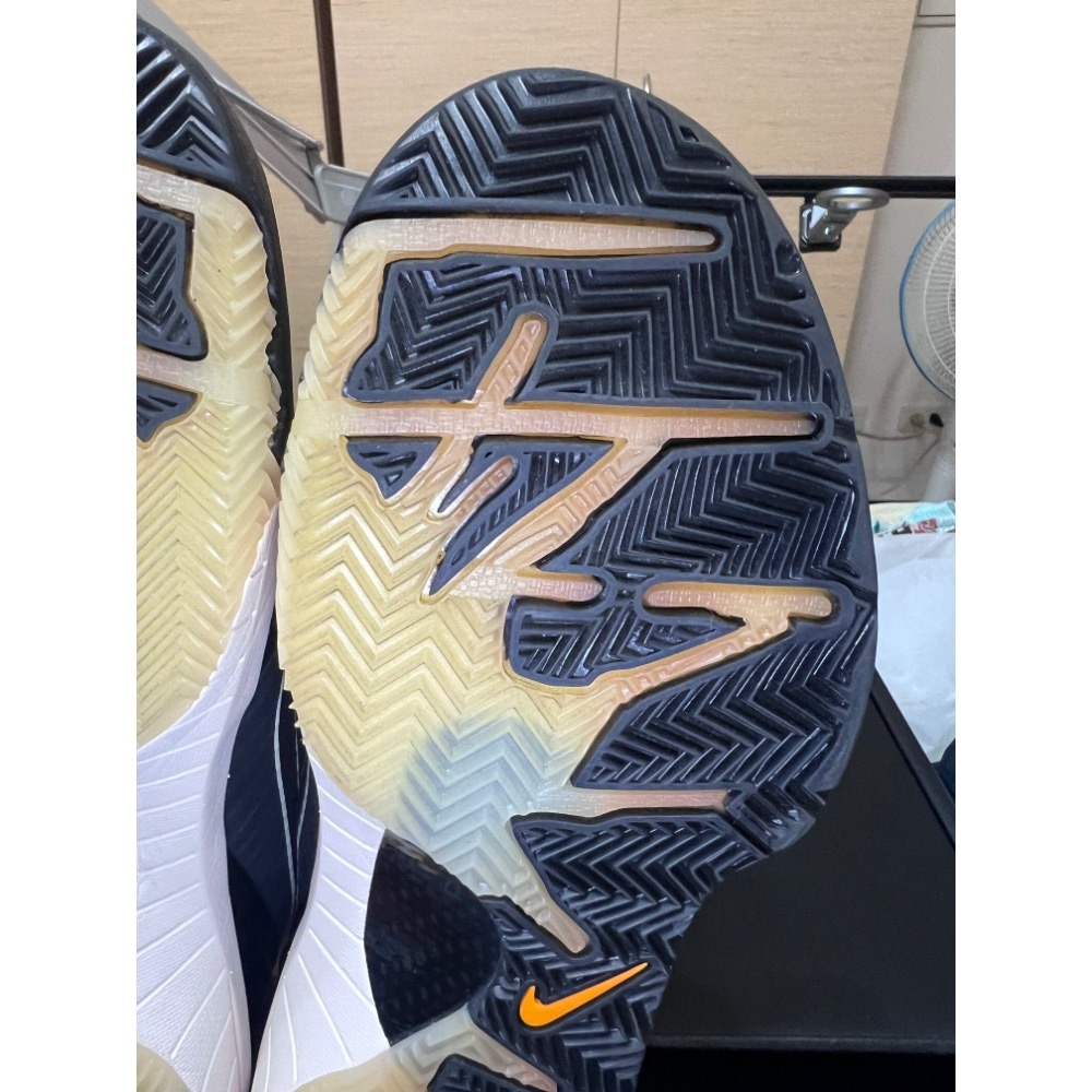 【UNDDSK】UNDEFEATED x Nike Kobe 4 Protro 黑曼巴聯名 US8.5-細節圖10