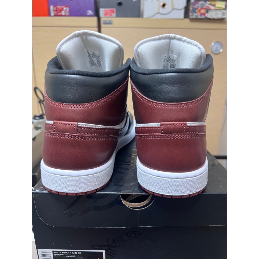 【大尺碼二手】Air Jordan 1 Mid Dark Pony 酒紅 US13 超值價-細節圖5