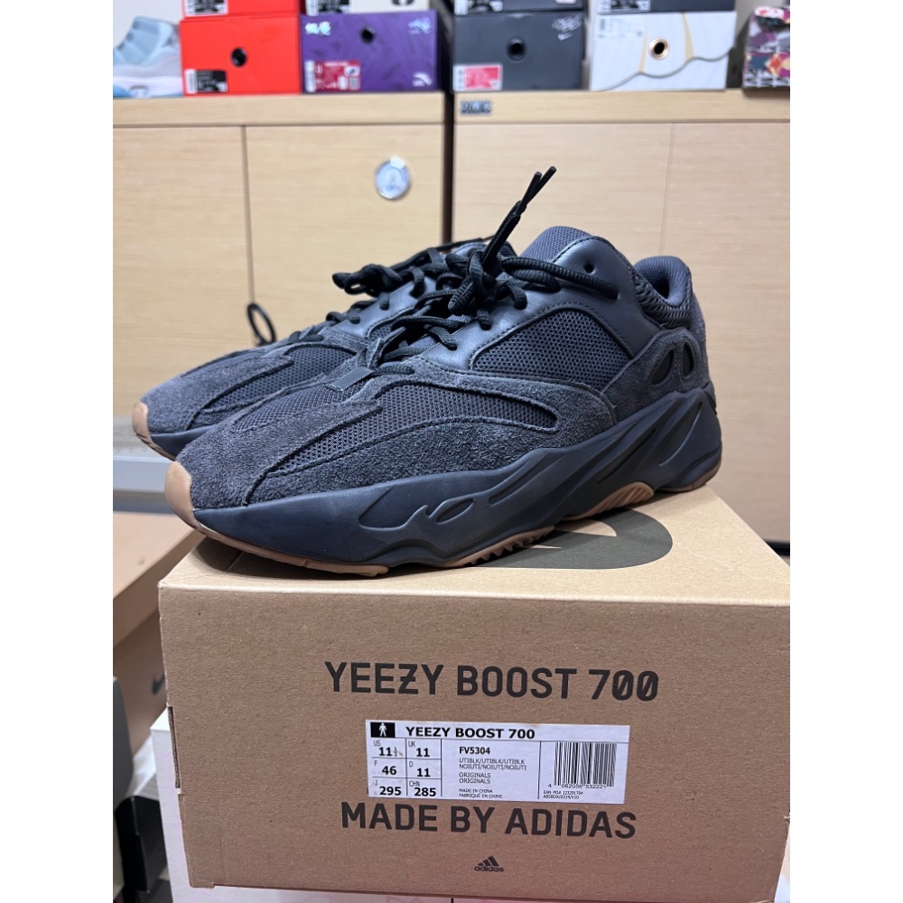 【US11.5】Adidas Yeezy Boost 700 Utility Black 黑生膠 FV5304-細節圖2