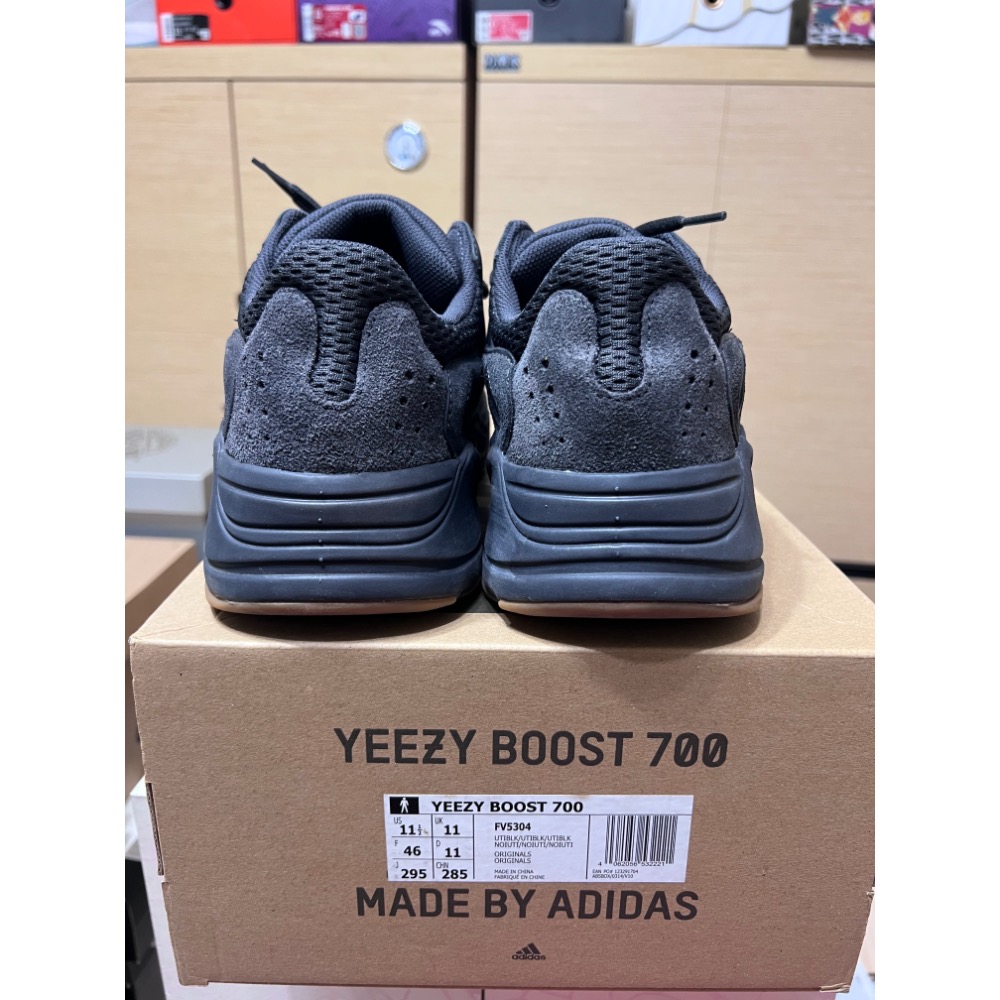 【US11.5】Adidas Yeezy Boost 700 Utility Black 黑生膠 FV5304-細節圖5