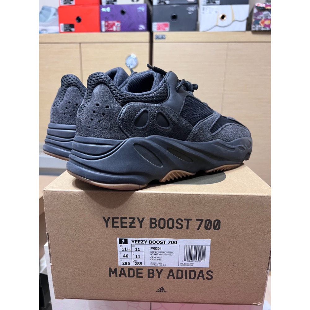 【US11.5】Adidas Yeezy Boost 700 Utility Black 黑生膠 FV5304-細節圖6