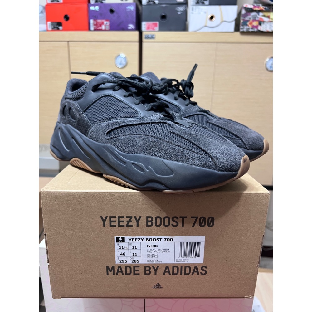 【US11.5】Adidas Yeezy Boost 700 Utility Black 黑生膠 FV5304-細節圖8