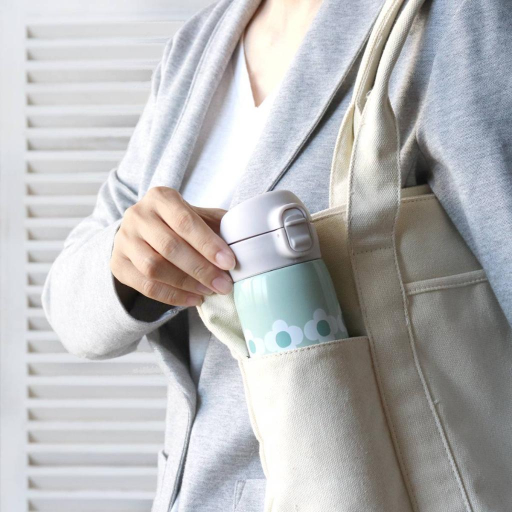 悅荃【Reach Will 魔法瓶】plune 豐琺瑯 花 雙層真空 輕量 彈蓋 保溫瓶 480ml 不鏽鋼保溫瓶-細節圖3