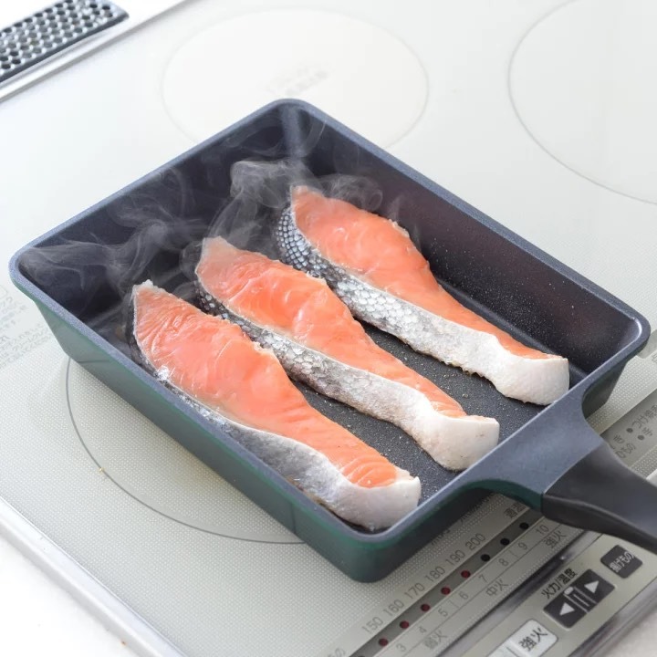 悅荃【Arnest】Bellfina 輕量方形不沾鋁合金煎鍋 附鍋蓋 煎餃鍋 日本煎鍋 煎鍋-細節圖3