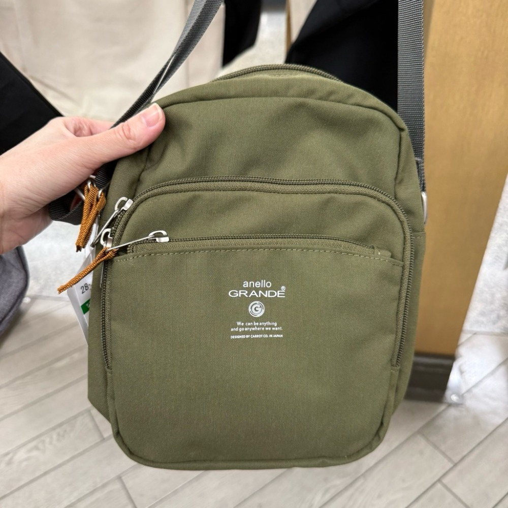 日本代購🇯🇵 anello Grande 防潑水輕量單肩包 防盜多功能斜背包迷你肩背包直立式收納包 GTM0456-規格圖9