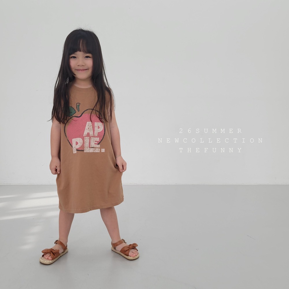 現貨 在台現貨 正韓童裝 the funny 蘋果背心洋裝-細節圖8
